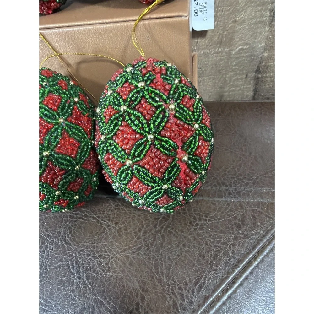 Lot 4 Vtg Hand Beaded Seed Bead Egg Christmas Tree Ornaments Red Green Geometric